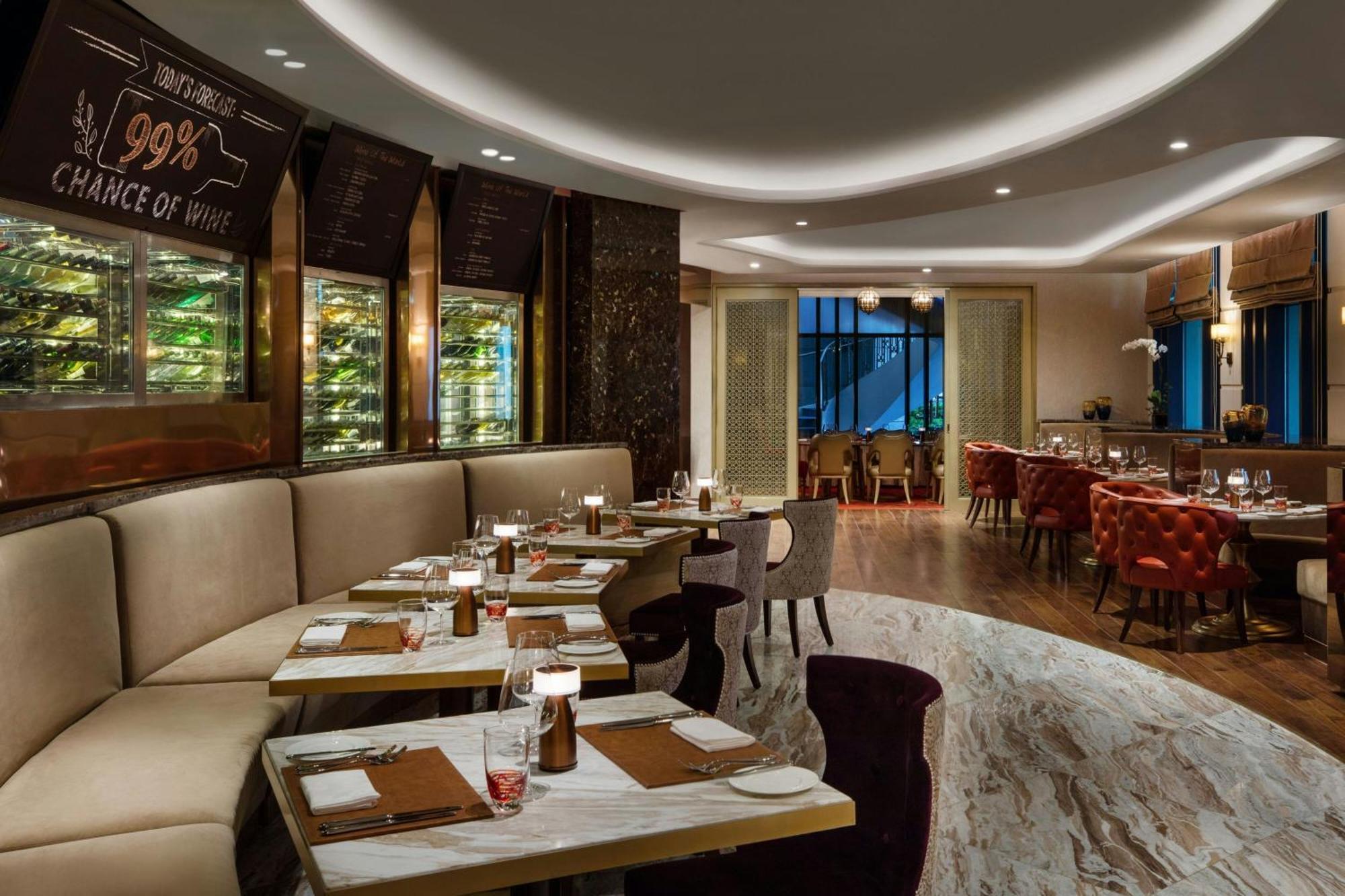 Sheraton Grand Danang Resort & Convention Center Exterior photo